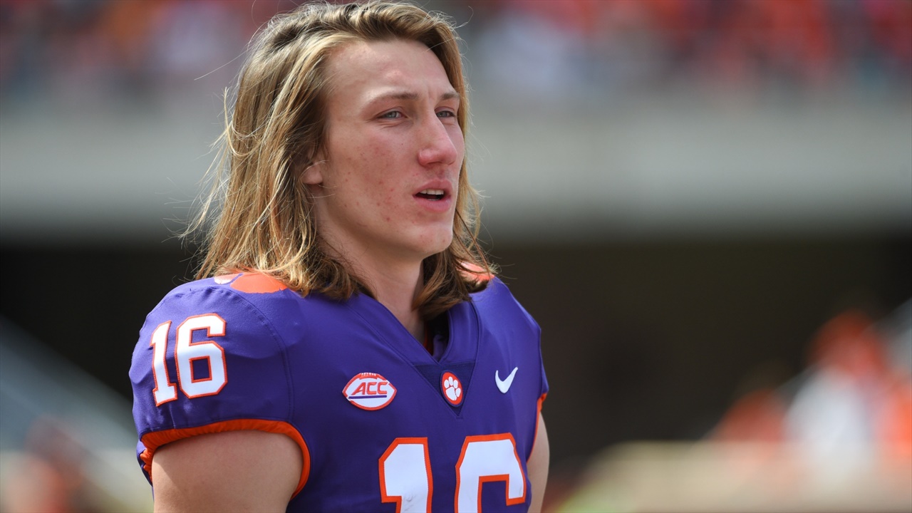 Clemson QB Trevor Lawrence says he doesn't feel pressure of expectations -  Sports Illustrated