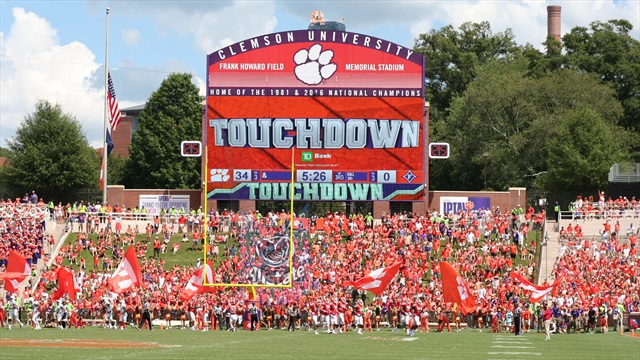 Death Valley, Fans
