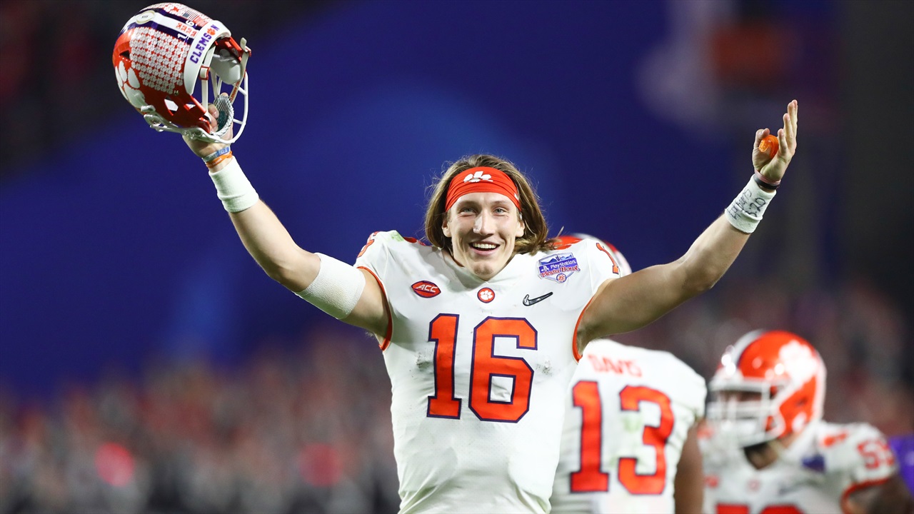 Clemson's Trevor Lawrence out of game after big hit against Syracuse