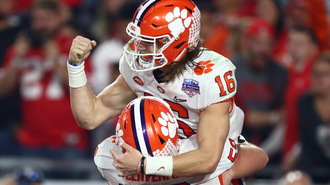 Ranking the 75 best college football helmets in the nation