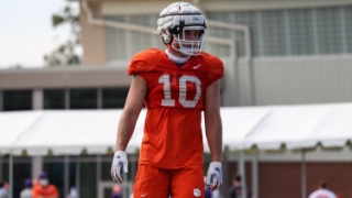 Sibling Rivalry: Spector brothers battle at No. 1 Clemson