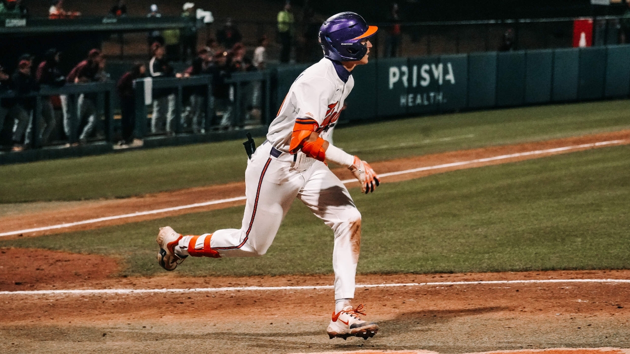 Clemson baseball: Tigers beat Winthrop Eagles