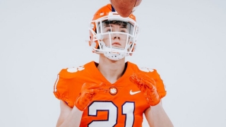 Heart and Hustle: Receiver Chasing Clemson Dream