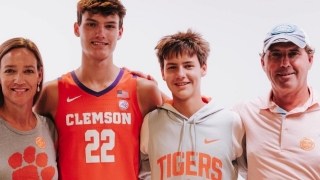 Tarheel State forward with ties to UNC and Clemson commits to Tigers
