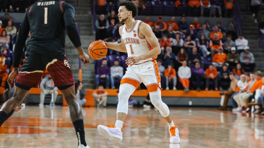 Chase Hunter Powers Tigers to 20-Point Victory over Seminoles