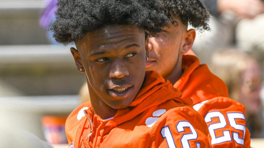 Corian Gipson Finding His Footing in Clemson’s Secondary