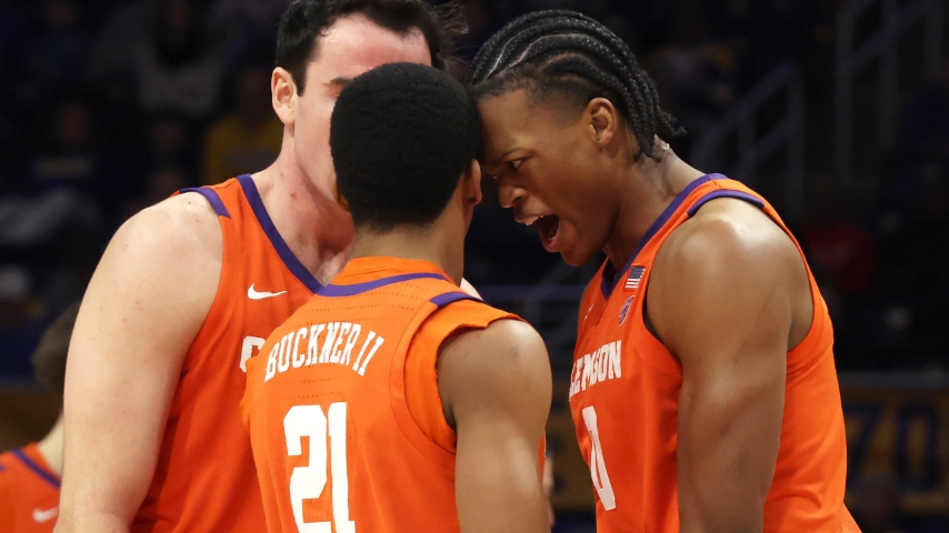 Tigers Carry Road Winning Streak Into Pivotal California Trip