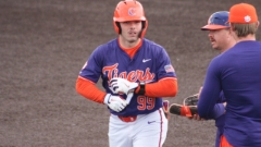 Notre Dame Downs No. 14 Clemson 7-4